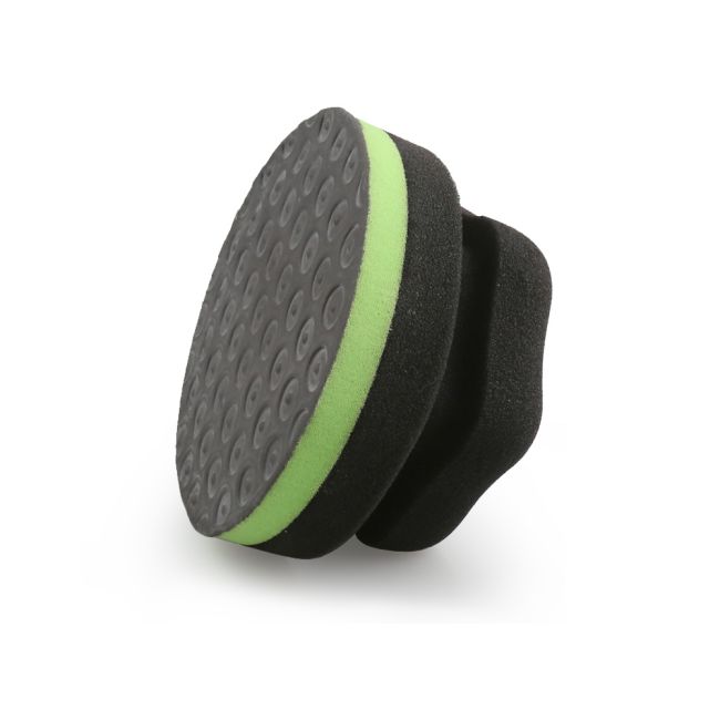 كرة إسفنجية من الطين